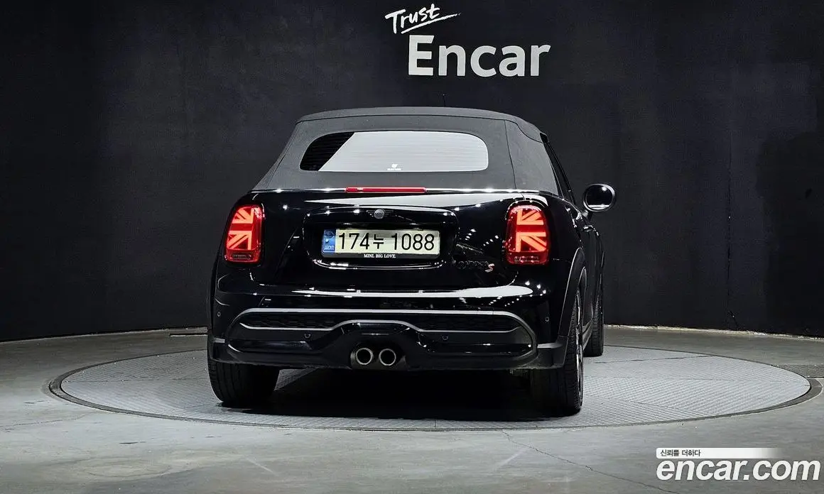 Mini Cooper Convertible 2022 2.0 автомат (гидро), фото 4 Mini Cooper Convertible 2022 2.0 автомат (гидро), фото 4