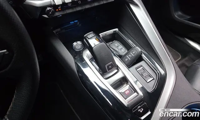 Peugeot 5008 2022 2.0 автомат (гидро), миниатюра 12