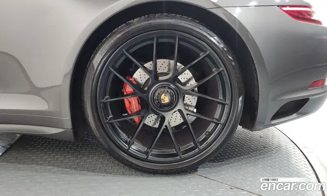Porsche 911 2019 3.0 автомат (гидро), миниатюра 7