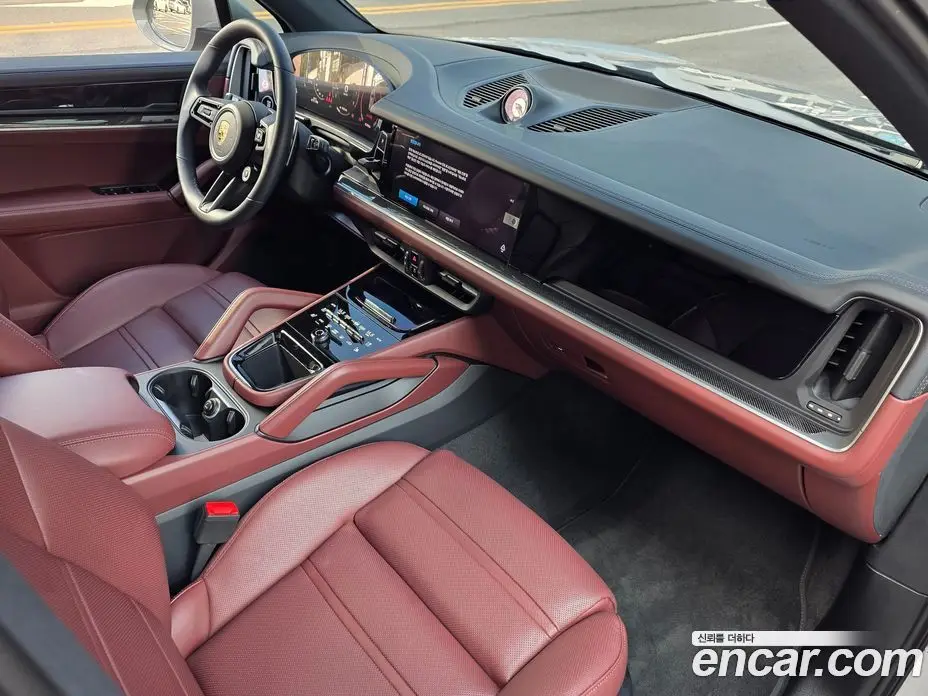 Porsche Cayenne 2024 3.0 автомат (гидро), фото 14