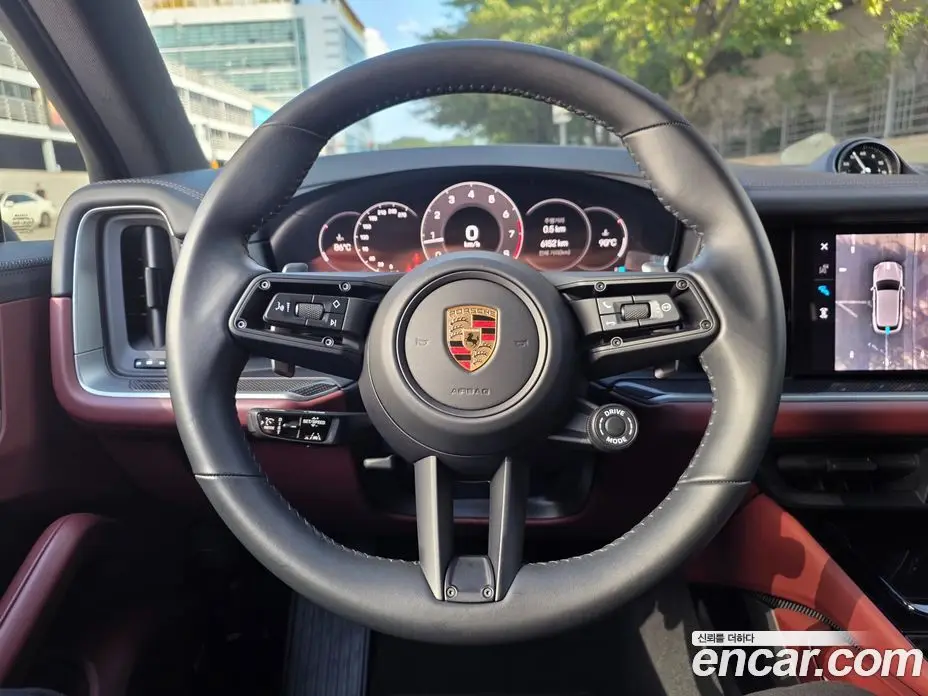 Porsche Cayenne 2024 3.0 автомат (гидро), фото 15