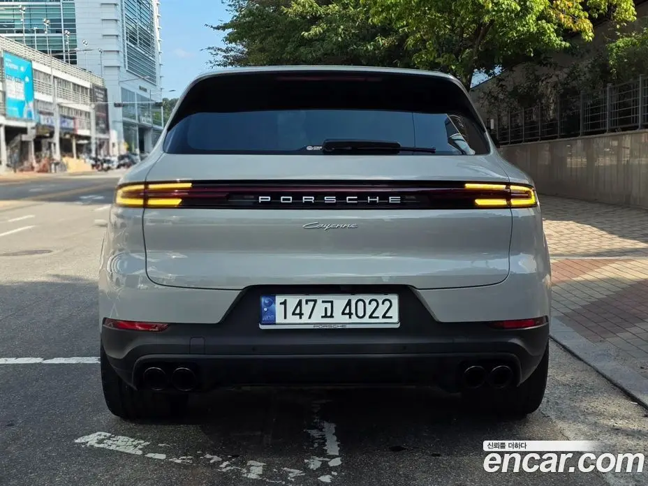 Porsche Cayenne 2024 3.0 автомат (гидро), фото 4