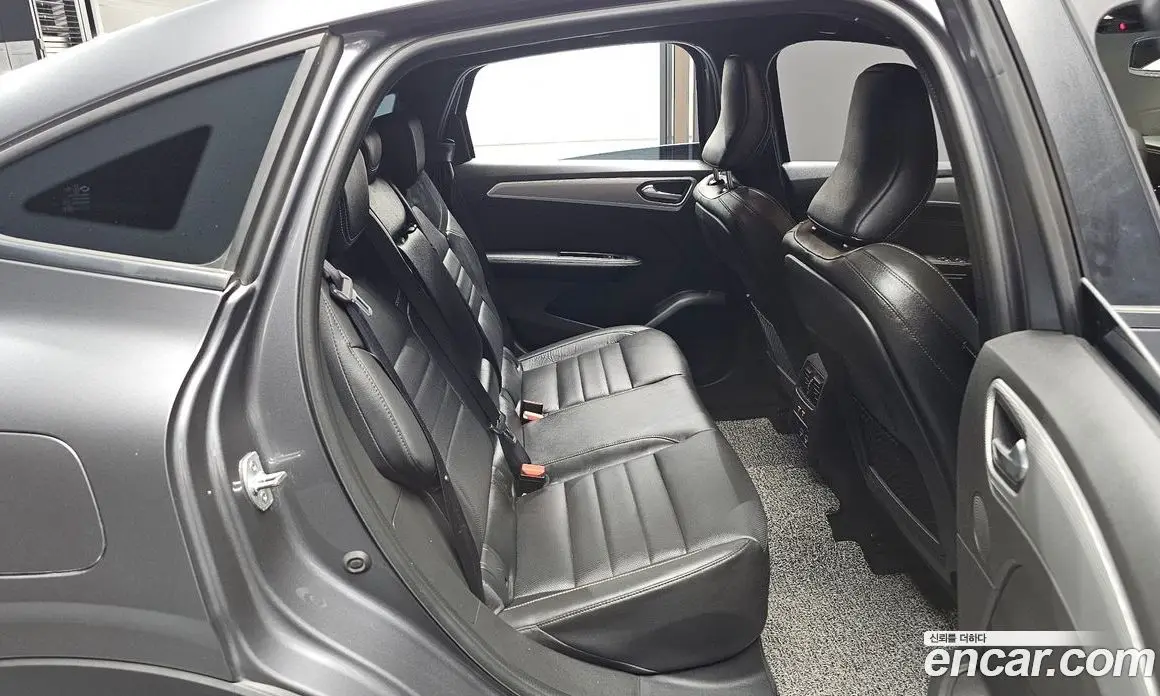 Renault (Samsung) Arkana 2024 1.6 автомат (гидро), фото 16 Renault (Samsung) Arkana 2024 1.6 автомат (гидро), фото 16