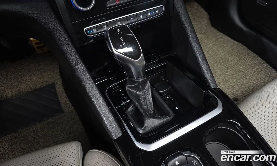 Renault (Samsung) SM6 2016 1.6 автомат (гидро), фото 12 Renault (Samsung) SM6 2016 1.6 автомат (гидро), фото 12
