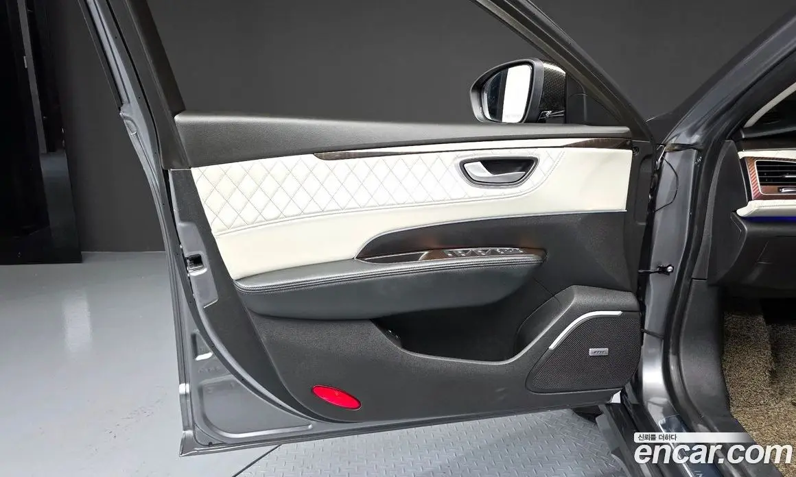 Renault (Samsung) SM6 2016 1.6 автомат (гидро), фото 14 Renault (Samsung) SM6 2016 1.6 автомат (гидро), фото 14