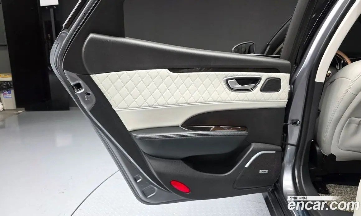 Renault (Samsung) SM6 2016 1.6 автомат (гидро), фото 15 Renault (Samsung) SM6 2016 1.6 автомат (гидро), фото 15