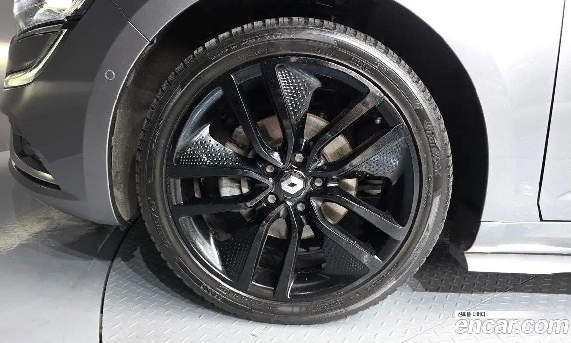 Renault (Samsung) SM6 2016 1.6 автомат (гидро), фото 5 Renault (Samsung) SM6 2016 1.6 автомат (гидро), фото 5