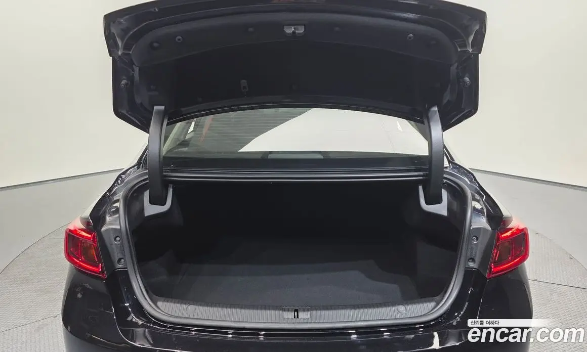 Renault (Samsung) SM6 2016 2.0 автомат (гидро), фото 20 Renault (Samsung) SM6 2016 2.0 автомат (гидро), фото 20