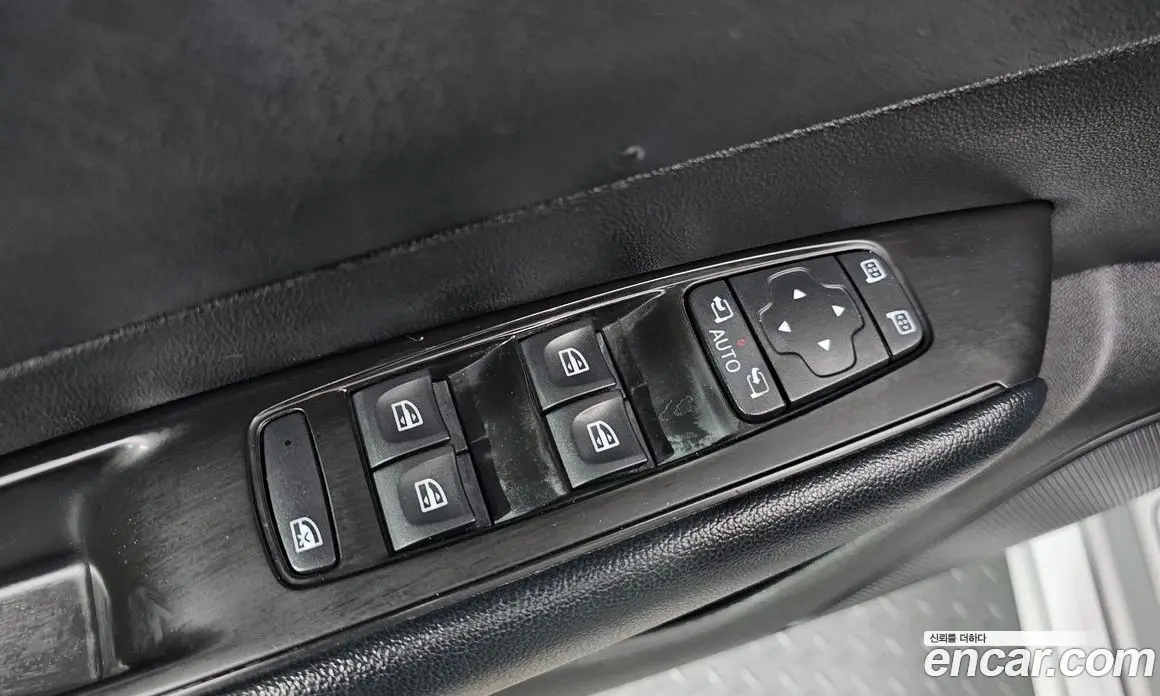 Renault (Samsung) SM6 2016 2.0 автомат (гидро), фото 18 Renault (Samsung) SM6 2016 2.0 автомат (гидро), фото 18