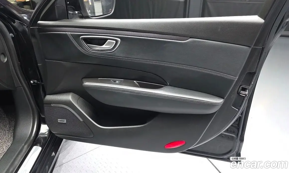 Renault (Samsung) SM6 2019 2.0 автомат (гидро), фото 14 Renault (Samsung) SM6 2019 2.0 автомат (гидро), фото 14