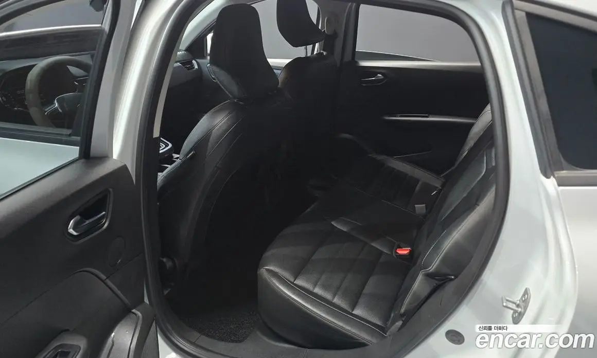 Renault (Samsung) XM3 2020 1.6 автомат (гидро), фото 18 Renault (Samsung) XM3 2020 1.6 автомат (гидро), фото 18