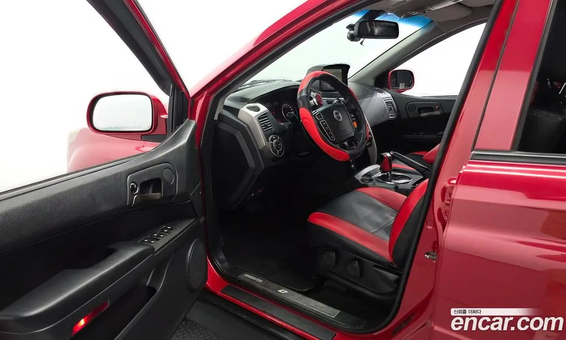 SsangYong Korando 2013 2.0 автомат (гидро), фото 13