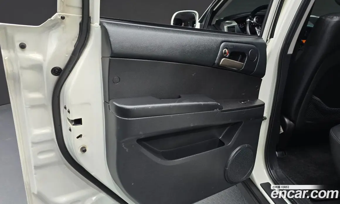 SsangYong Korando 2014 2.0 автомат (гидро), фото 15