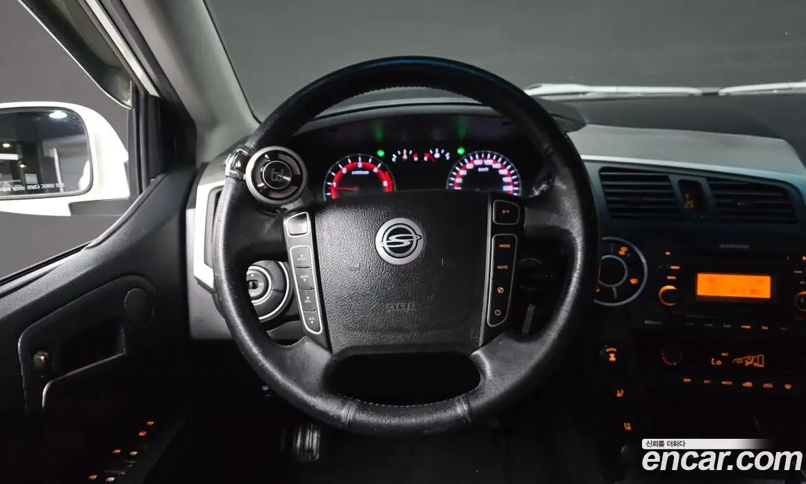 SsangYong Korando 2014 2.0 автомат (гидро), фото 18