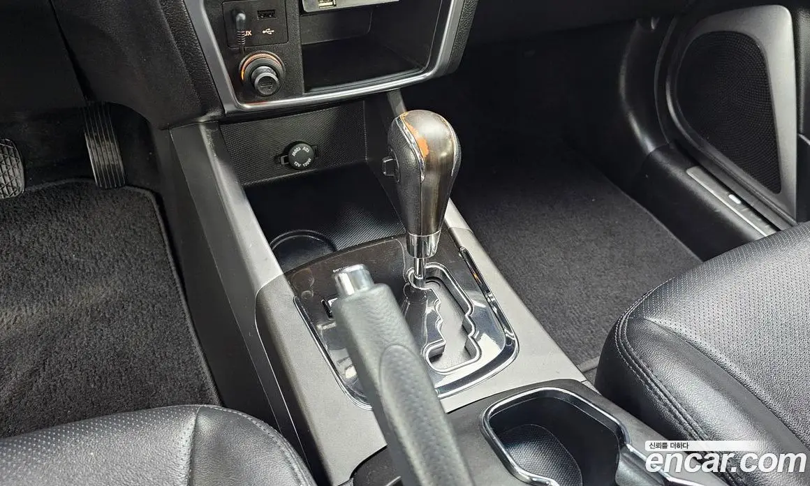 SsangYong Korando 2014 2.0 автомат (гидро), фото 12 SsangYong Korando 2014 2.0 автомат (гидро), фото 12