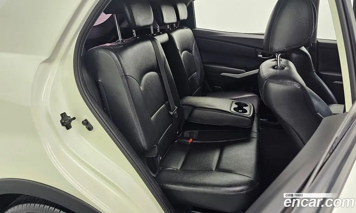 SsangYong Korando 2014 2.0 автомат (гидро), фото 17 SsangYong Korando 2014 2.0 автомат (гидро), фото 17