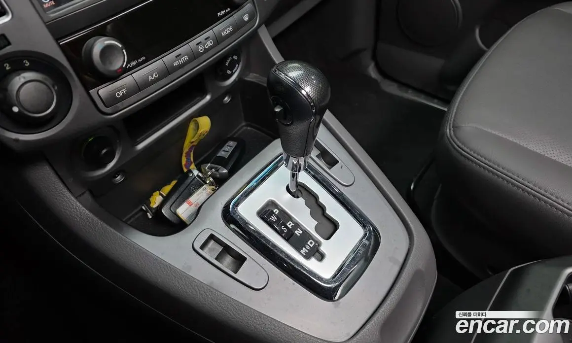 SsangYong Korando 2015 2.0 автомат (гидро), фото 12