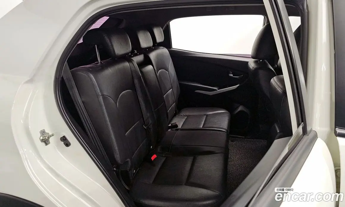 SsangYong Korando 2016 2.2 автомат (гидро), фото 17