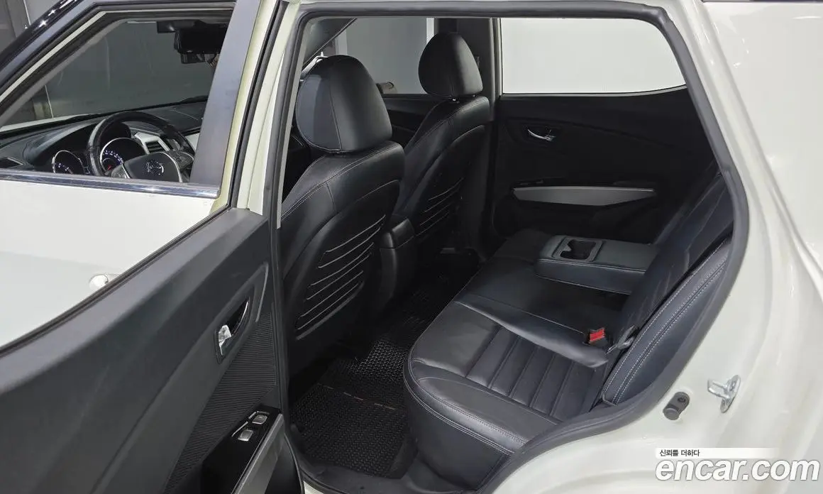 SsangYong TIBOLI 2015 1.6 автомат (гидро), фото 16 SsangYong TIBOLI 2015 1.6 автомат (гидро), фото 16