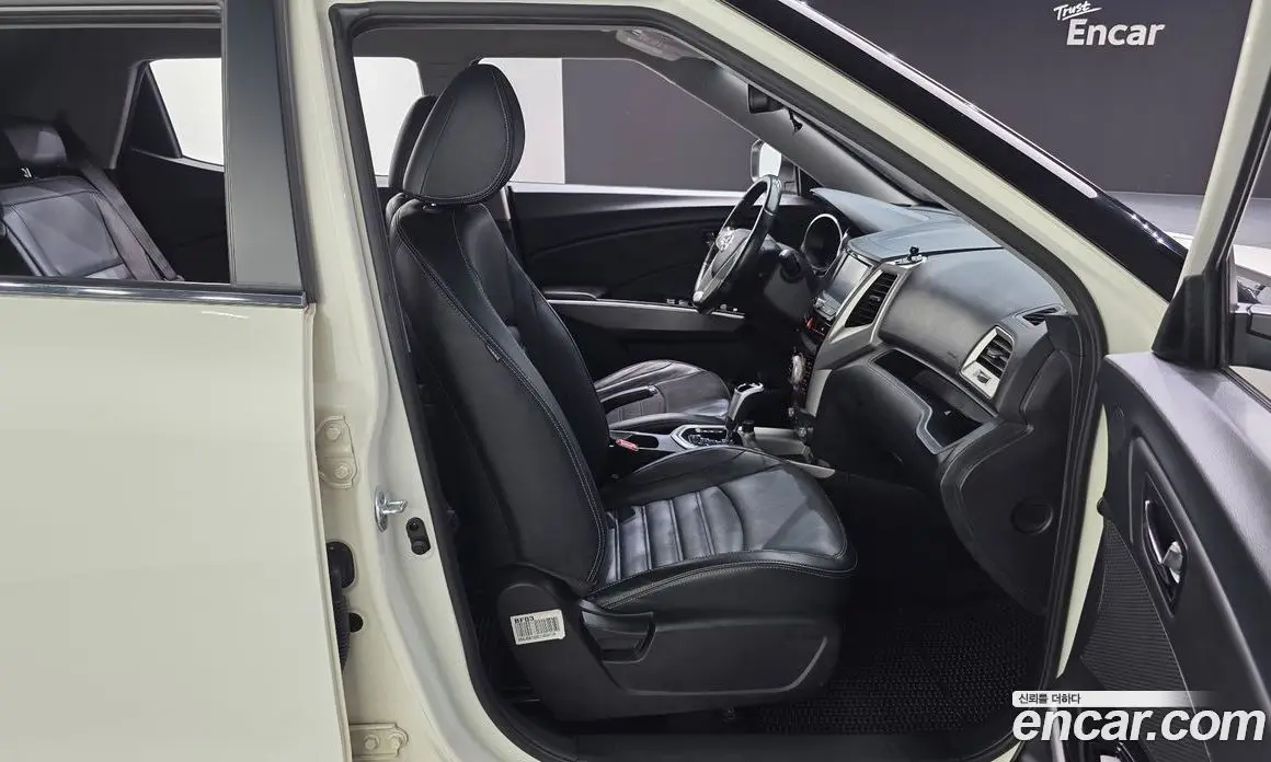 SsangYong TIBOLI 2015 1.6 автомат (гидро), фото 17 SsangYong TIBOLI 2015 1.6 автомат (гидро), фото 17