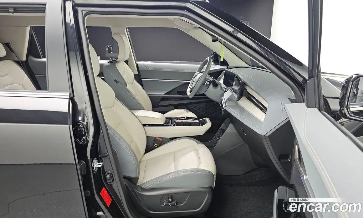 SsangYong Torres 2025 1.5 автомат (гидро), фото 16 SsangYong Torres 2025 1.5 автомат (гидро), фото 16