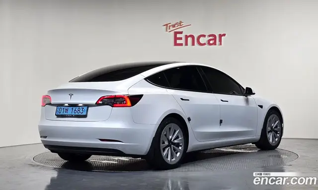 Tesla Model 3, 2022, 110 436 км