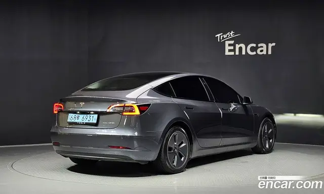Tesla Model 3 2022 0.2 автомат (гидро), миниатюра 2