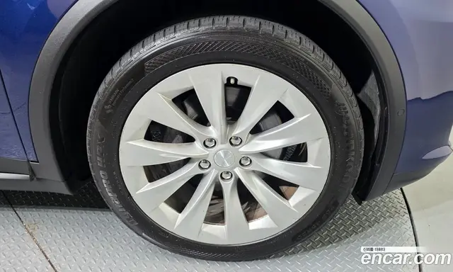 Tesla Model X 2019 0.3 автомат (гидро), миниатюра 5
