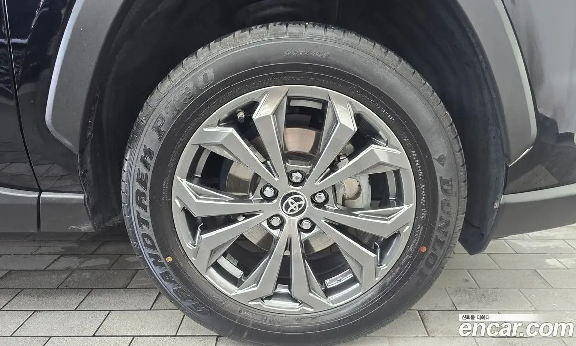 Toyota RAV4 2024 2.5 автомат (гидро), фото 7 Toyota RAV4 2024 2.5 автомат (гидро), фото 7