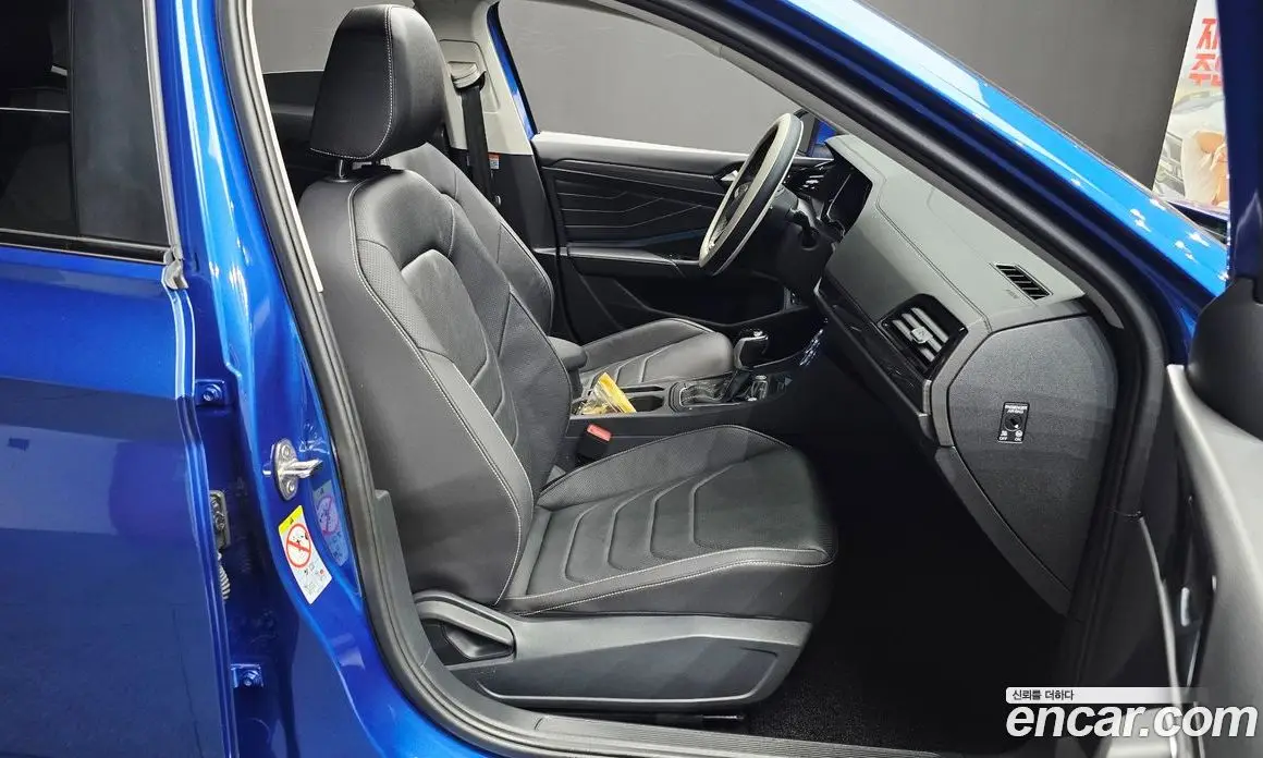 Volkswagen Jetta 2024 1.5 автомат (гидро), фото 18 Volkswagen Jetta 2024 1.5 автомат (гидро), фото 18