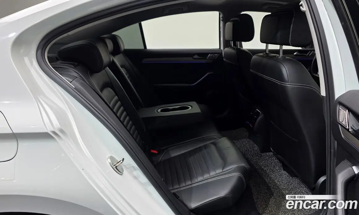 Volkswagen Passat 2021 2.0 автомат (гидро), фото 18 Volkswagen Passat 2021 2.0 автомат (гидро), фото 18