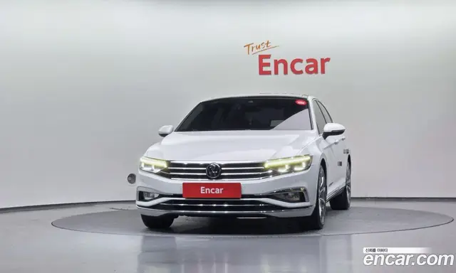 Volkswagen Passat 2021 2.0 автомат (гидро), миниатюра 3 Volkswagen Passat 2021 2.0 автомат (гидро), миниатюра 3