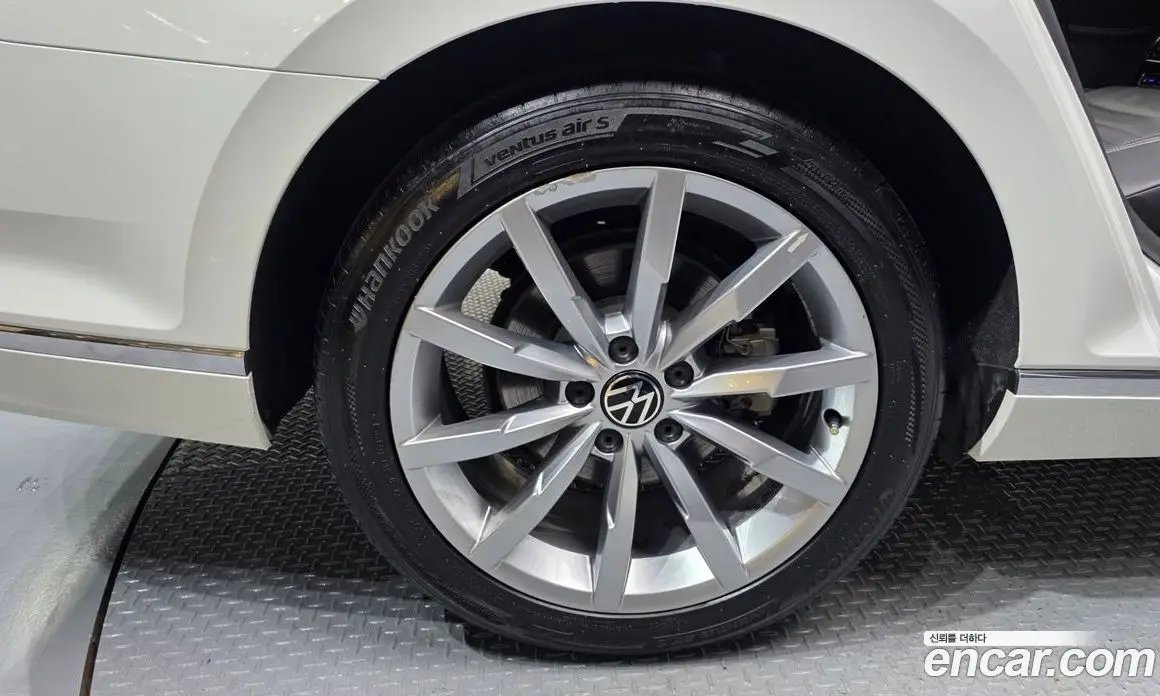 Volkswagen Passat 2021 2.0 автомат (гидро), фото 7 Volkswagen Passat 2021 2.0 автомат (гидро), фото 7