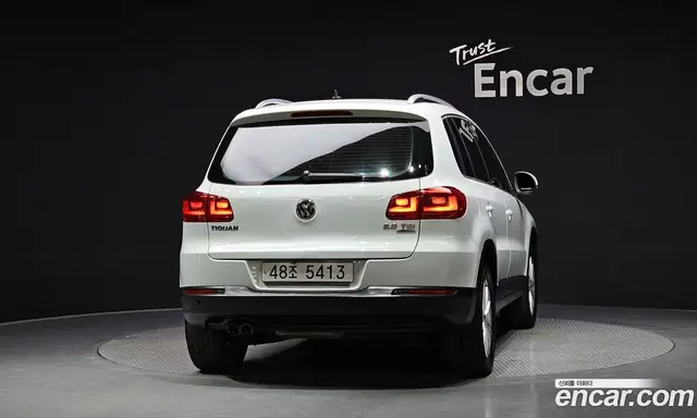 Volkswagen Tiguan 2015 2.0 автомат (гидро), миниатюра 4