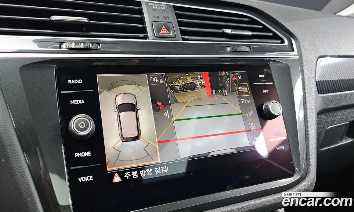 Volkswagen Tiguan 2019 2.0 автомат (гидро), фото 14
