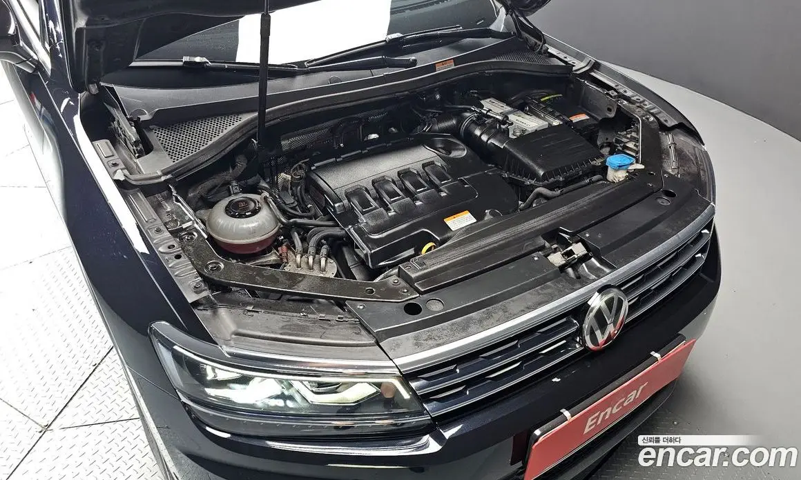 Volkswagen Tiguan 2019 2.0 автомат (гидро), фото 6