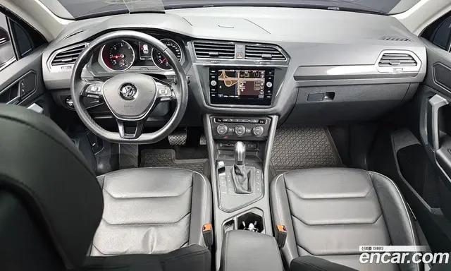 Volkswagen Tiguan 2019 2.0 автомат (гидро), миниатюра 7