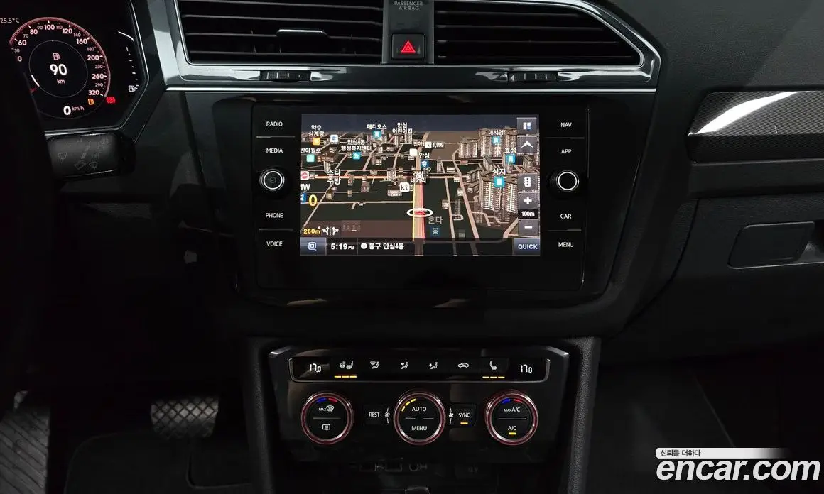 Volkswagen Tiguan 2020 2.0 автомат (гидро), фото 20