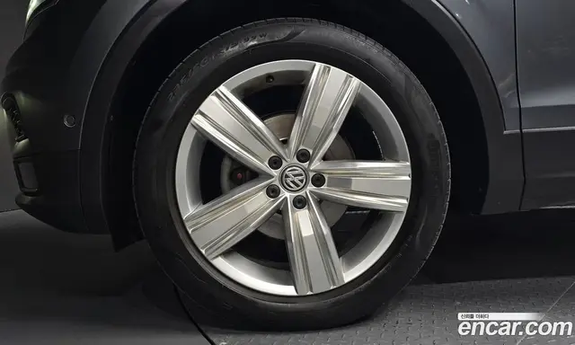 Volkswagen Tiguan 2020 2.0 автомат (гидро), миниатюра 4