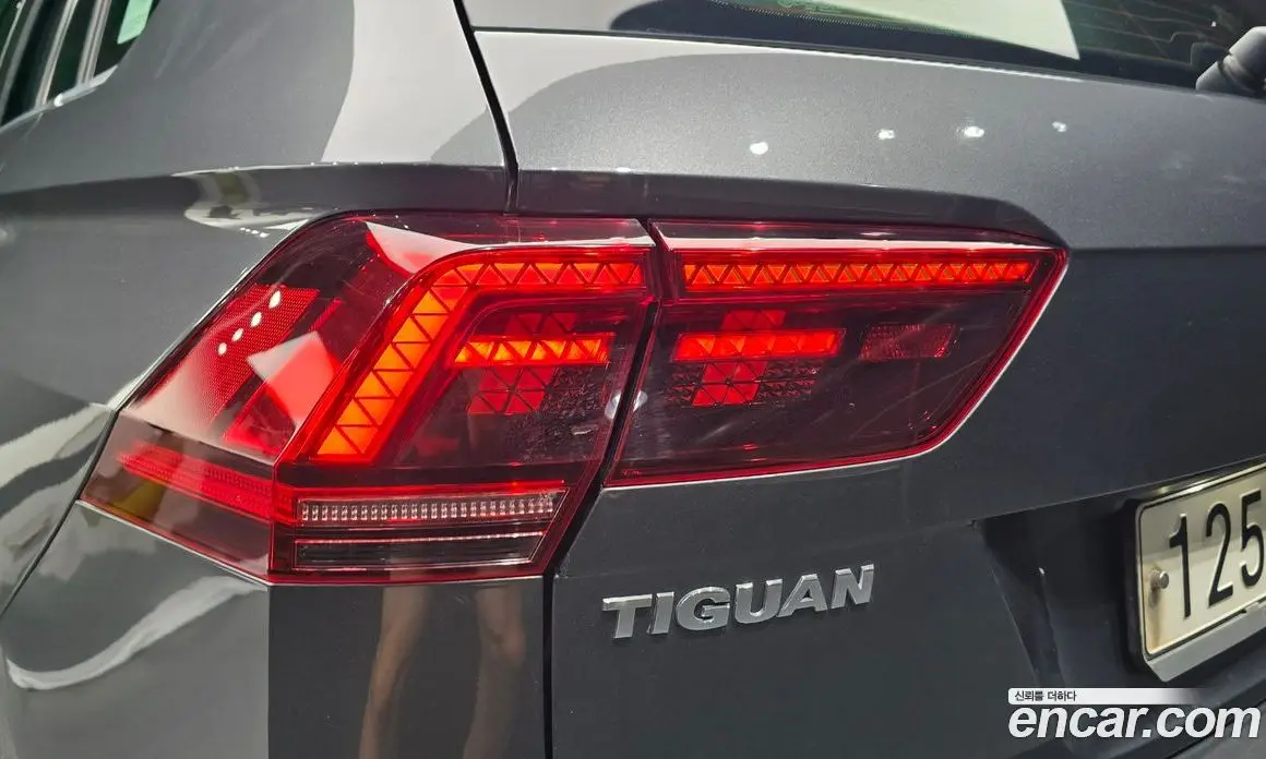 Volkswagen Tiguan 2020 2.0 автомат (гидро), фото 8