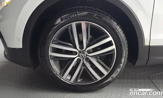 Volkswagen Tiguan 2021 2.0 автомат (гидро), миниатюра 4