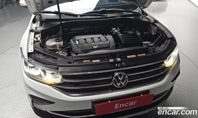 Volkswagen Tiguan 2021 2.0 автомат (гидро), миниатюра 5