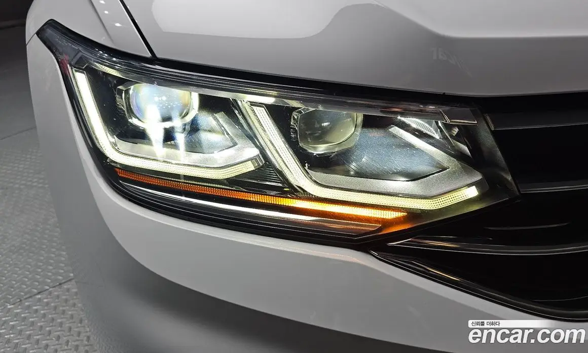Volkswagen Tiguan 2021 2.0 автомат (гидро), фото 7