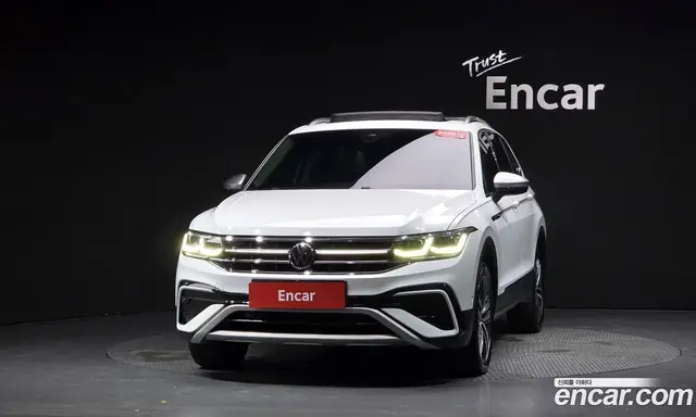 Volkswagen Tiguan 2023 2.0 автомат (гидро), миниатюра 2