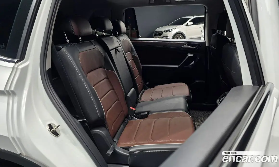 Volkswagen Tiguan 2023 2.0 автомат (гидро), фото 15