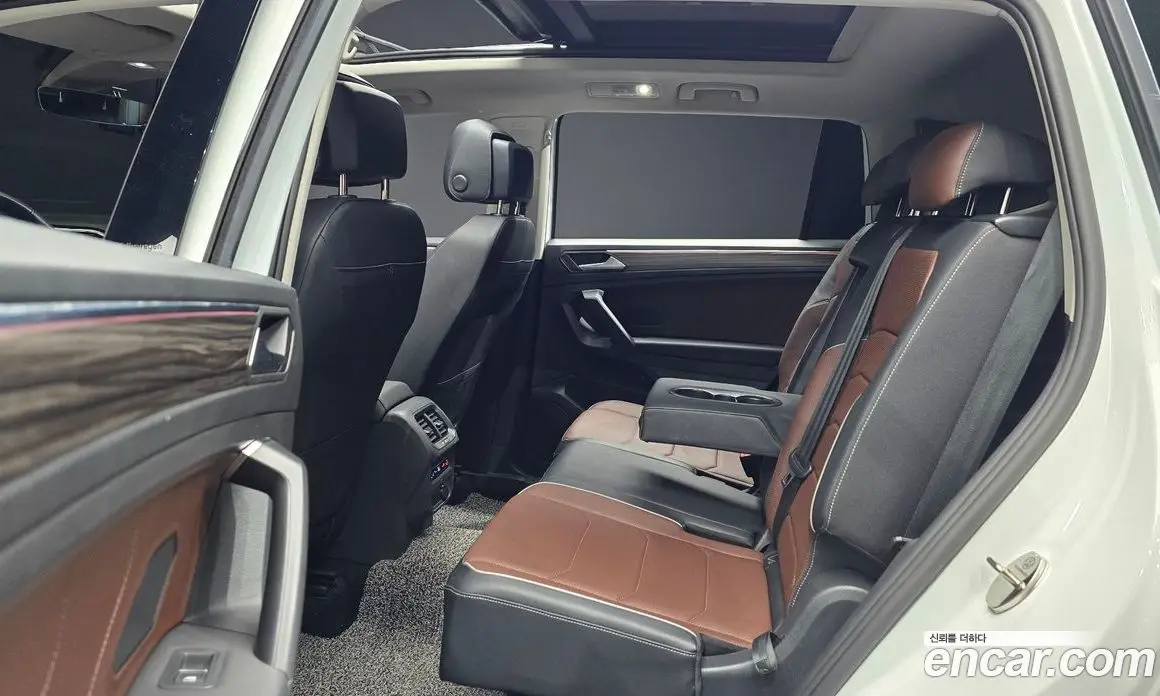 Volkswagen Tiguan 2023 2.0 автомат (гидро), фото 17