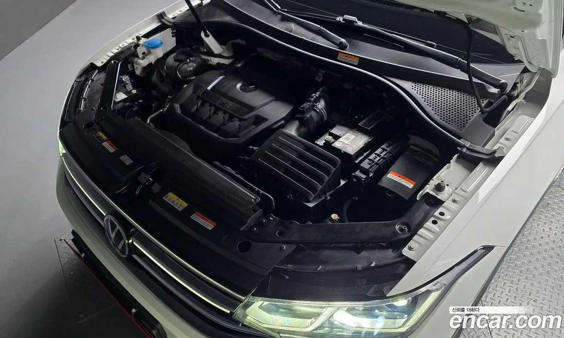 Volkswagen Tiguan 2023 2.0 автомат (гидро), фото 5
