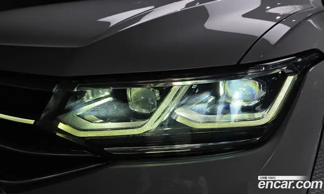 Volkswagen Tiguan 2023 2.0 автомат (гидро), миниатюра 7