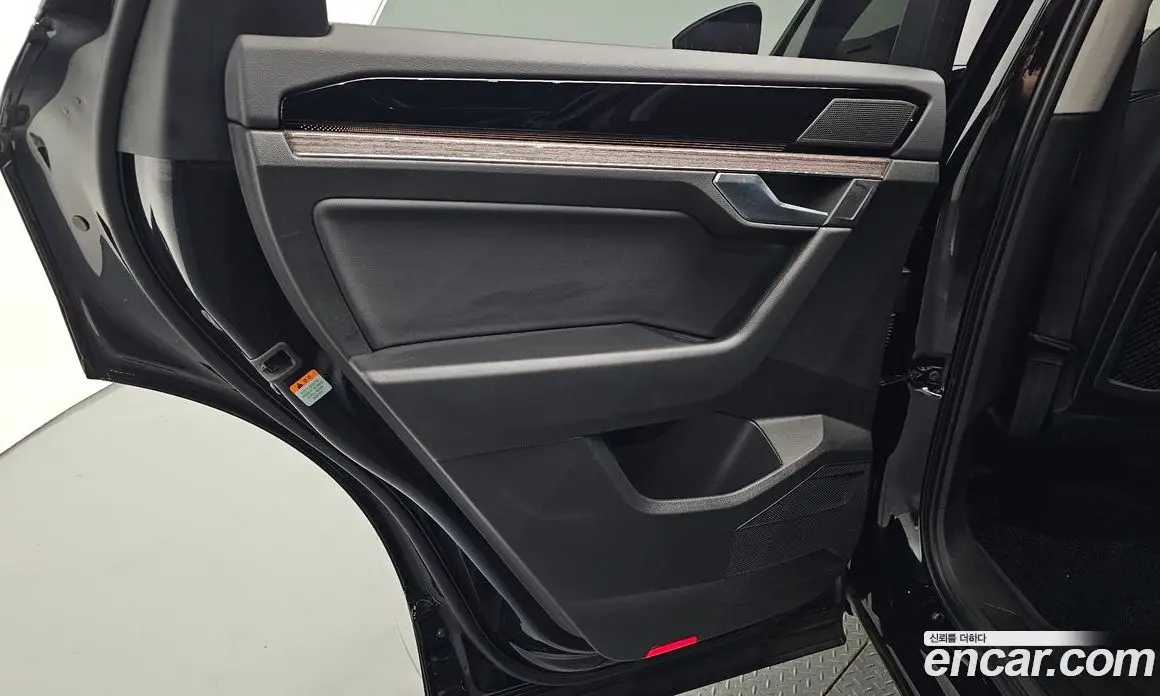 Volkswagen Touareg 2020 3.0 автомат (гидро), фото 14 Volkswagen Touareg 2020 3.0 автомат (гидро), фото 14