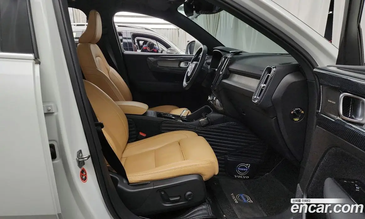 Volvo XC40 2020 2.0 автомат (гидро), фото 17 Volvo XC40 2020 2.0 автомат (гидро), фото 17